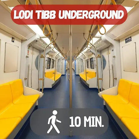 10 Min Walk From Prada, Bocconi And Metro Apartment